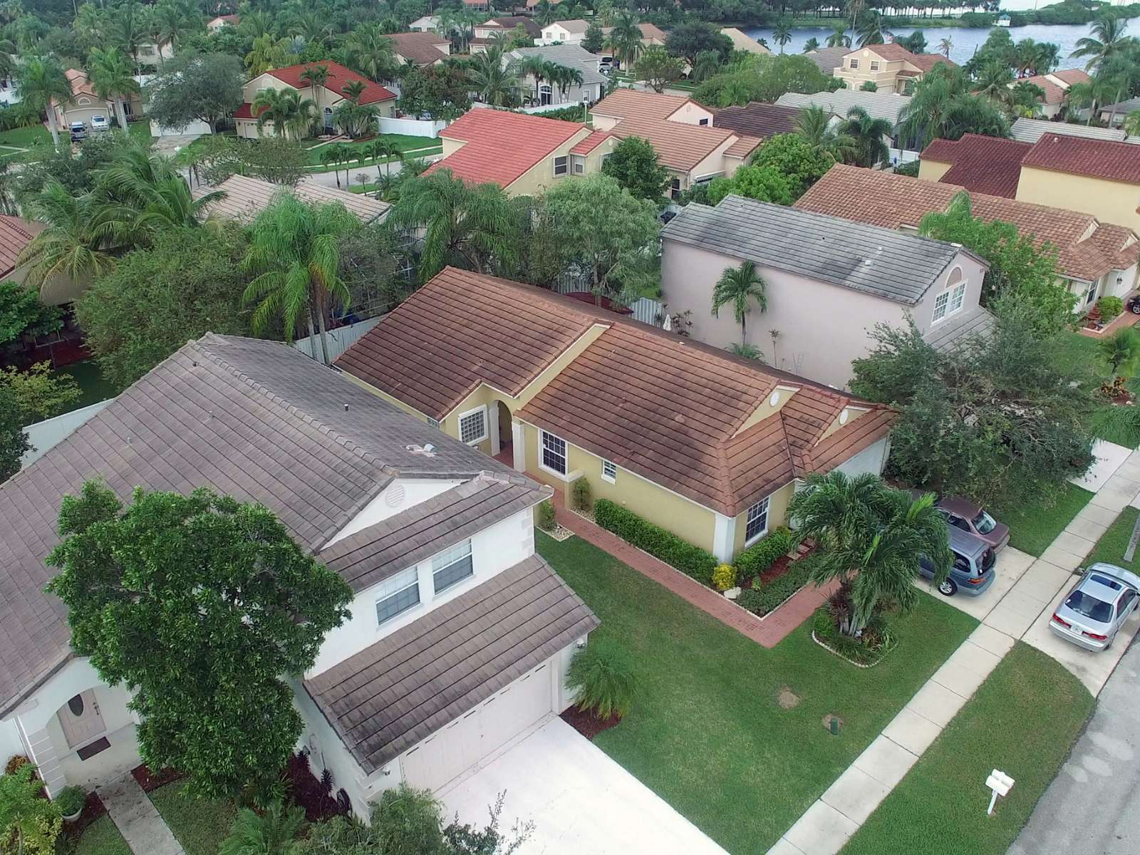 photo for residential house using well water